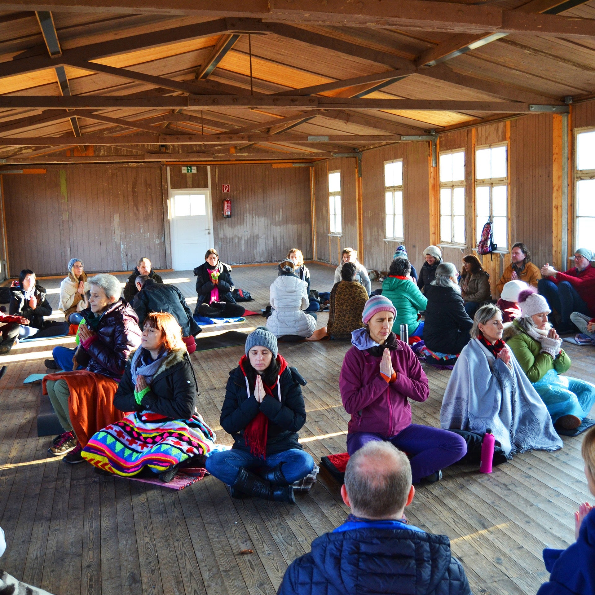 ZOOM: OM CHANTING WORKSHOP – 13 JANUARY 2024